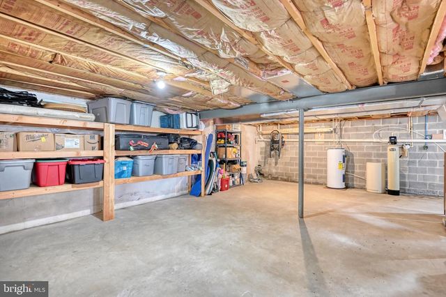 3320 ROTHSVILLE, Akron, PA 17501