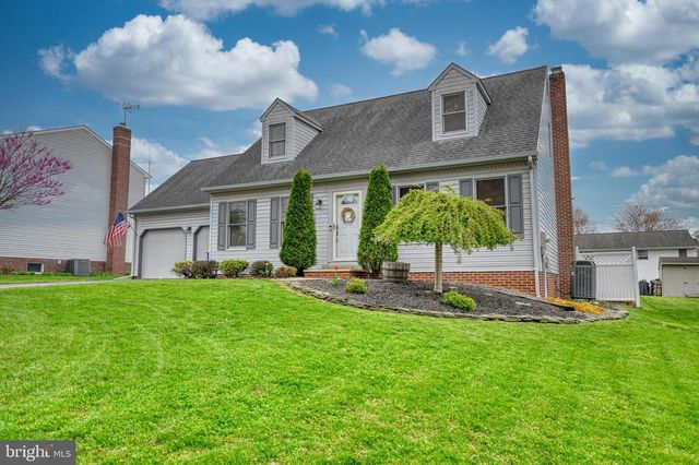 3320 ROTHSVILLE, Akron, PA 17501