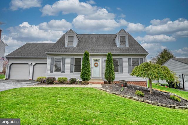 3320 ROTHSVILLE, Akron, PA 17501