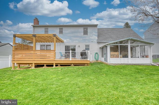 3320 ROTHSVILLE, Akron, PA 17501
