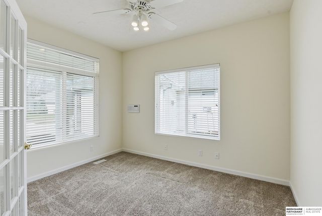 1719 S 190th Plaza, Omaha, NE 68130