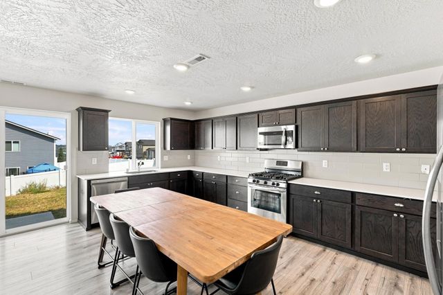 4406 W Connaught Ave, Spokane, WA 99208