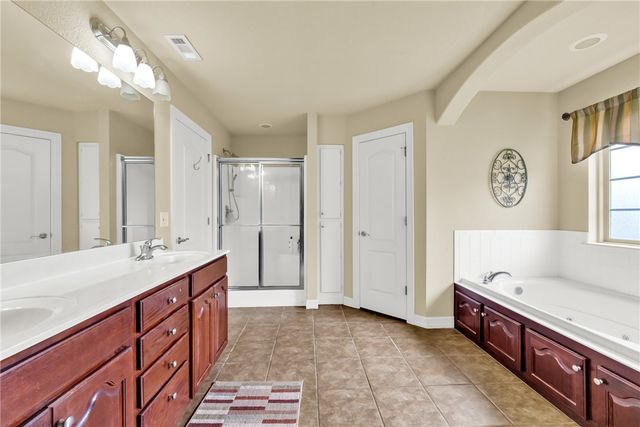 3956 Glenbrook Loop, Springdale, AR 72764