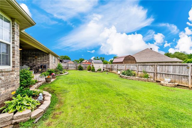 3956 Glenbrook Loop, Springdale, AR 72764