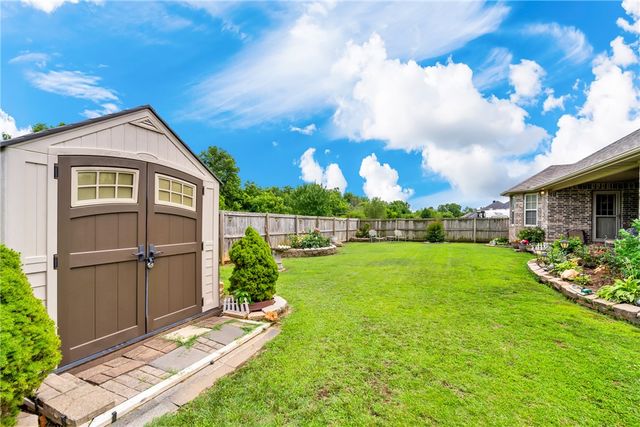 3956 Glenbrook Loop, Springdale, AR 72764