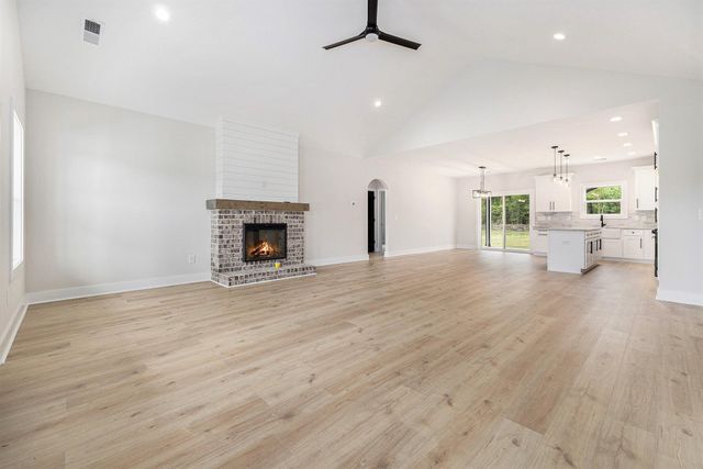 1124 Merritt Rd, Conway, SC 29526