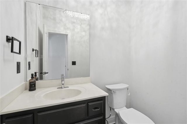 10903 W 163rd Terrace, Overland Park, KS 66221