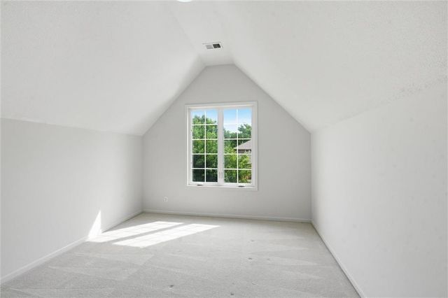 10903 W 163rd Terrace, Overland Park, KS 66221