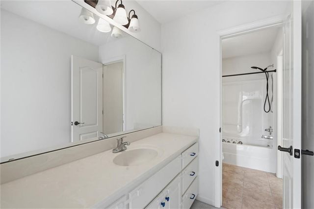 10903 W 163rd Terrace, Overland Park, KS 66221