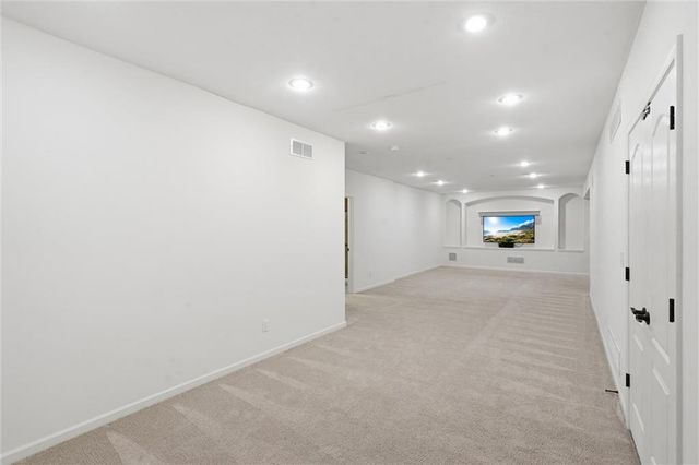 10903 W 163rd Terrace, Overland Park, KS 66221