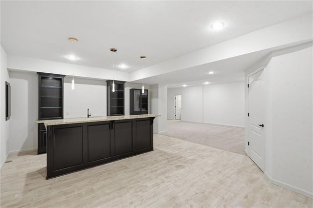 10903 W 163rd Terrace, Overland Park, KS 66221