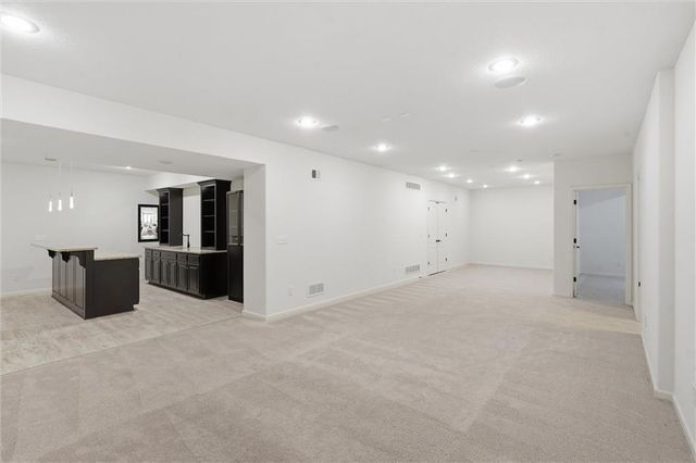 10903 W 163rd Terrace, Overland Park, KS 66221