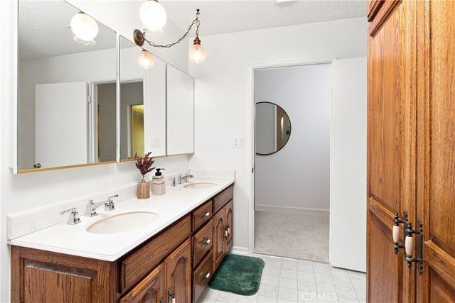 1818 Hilton Drive, Burbank, CA 91504