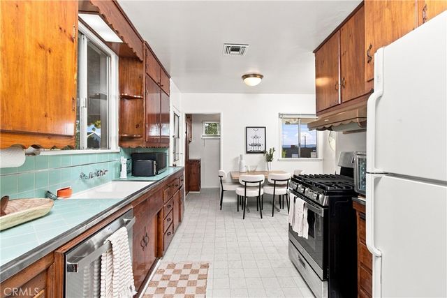 1818 Hilton Drive, Burbank, CA 91504