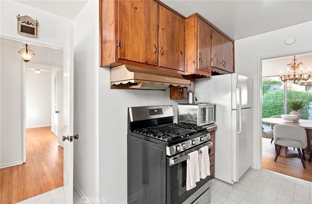 1818 Hilton Drive, Burbank, CA 91504