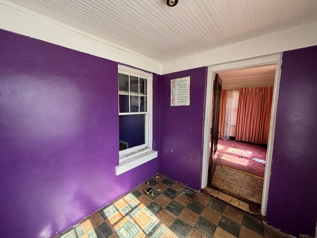 128 W 41st Avenue, Gary, IN 46408