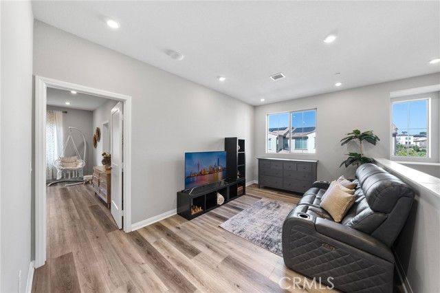 1704 Laurelwood, Oceanside, CA 92056