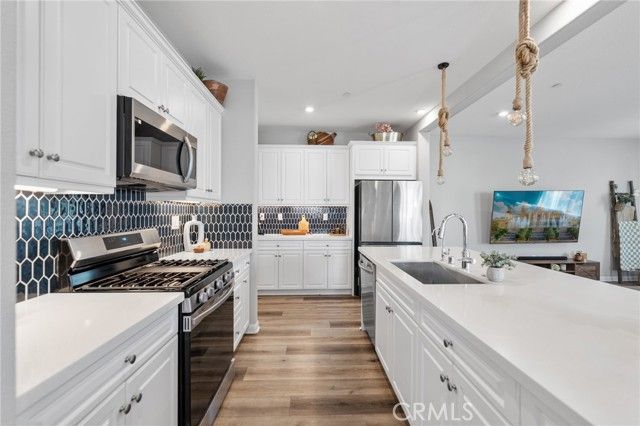 1704 Laurelwood, Oceanside, CA 92056