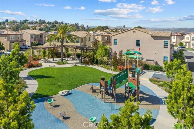 1704 Laurelwood, Oceanside, CA 92056