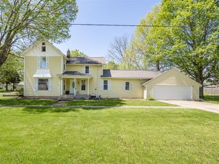 148 S Robinson Street, Schoolcraft, MI 49087