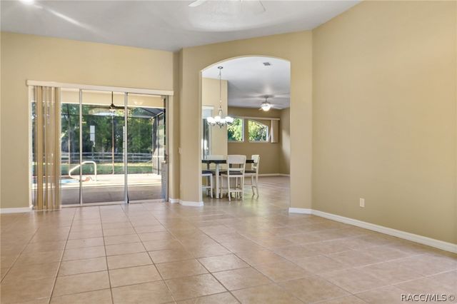 724 W Massachusetts Street, Hernando, FL 34442