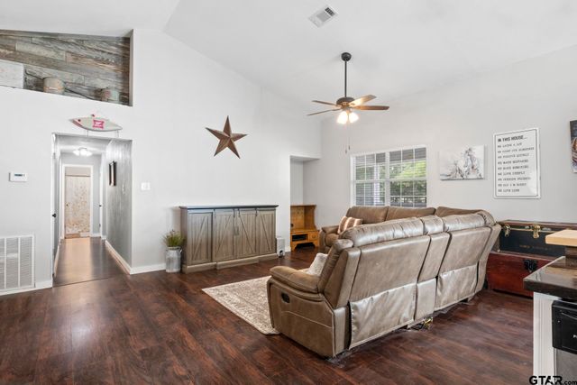 5536 County Road 1905, Talco, TX 75487