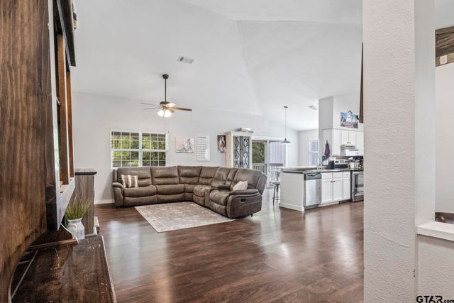 5536 County Road 1905, Talco, TX 75487