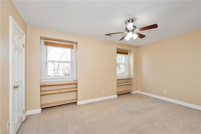 604 Caleb DR, Chesapeake, VA 23322