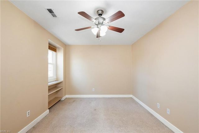 604 Caleb DR, Chesapeake, VA 23322