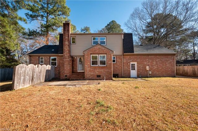 604 Caleb DR, Chesapeake, VA 23322