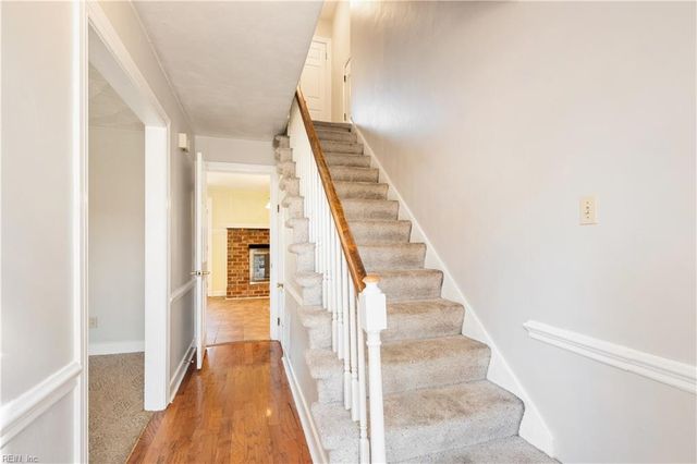 604 Caleb DR, Chesapeake, VA 23322