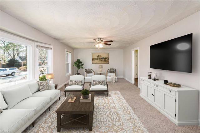 604 Caleb DR, Chesapeake, VA 23322