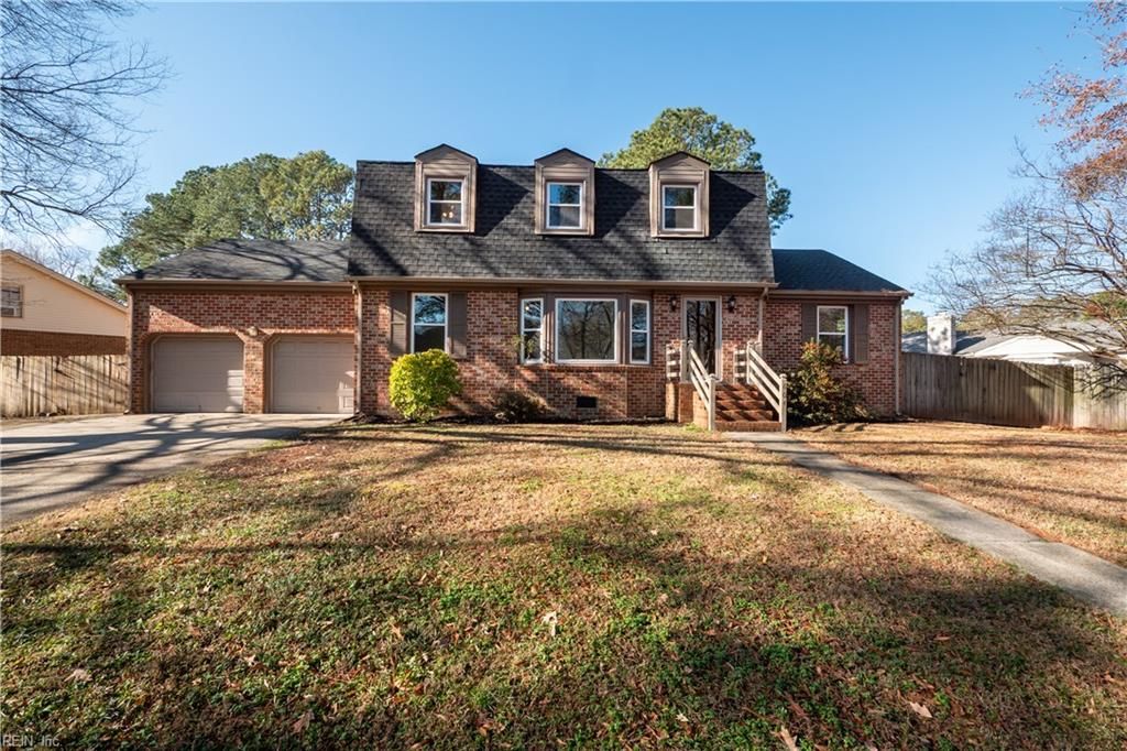 604 Caleb DR, Chesapeake, VA 23322
