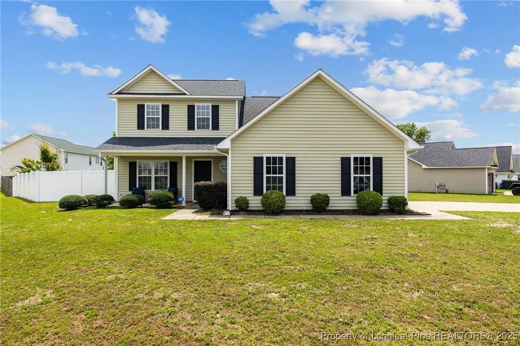1921 Yellowbrick Road, Fayetteville, NC 28314