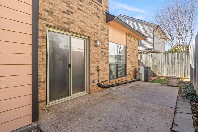 18914 RAVENGLEN Court, Dallas, TX 75287