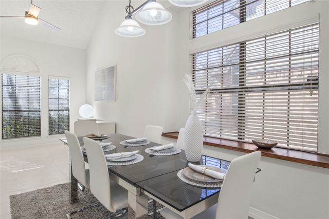 18914 RAVENGLEN Court, Dallas, TX 75287