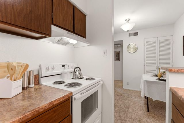 1601 Pennsylvania Street NE Z4, Albuquerque, NM 87110