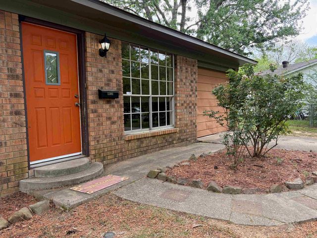 2304 Broadview, Conway, AR 72034