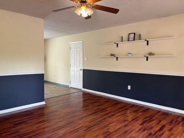 2304 Broadview, Conway, AR 72034