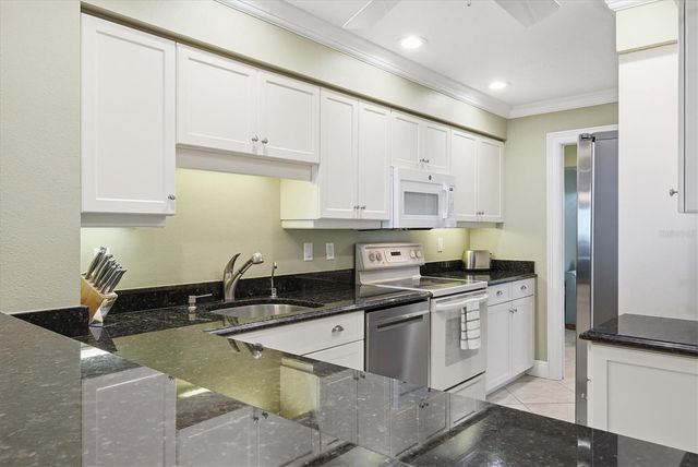 5393 GULF OF MEXICO DRIVE 211, Longboat Key, FL 34228