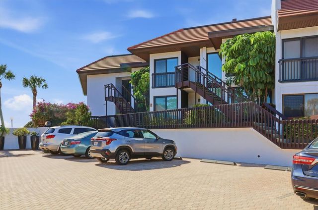 5393 GULF OF MEXICO DRIVE 211, Longboat Key, FL 34228