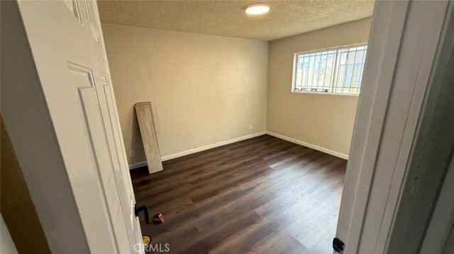 823 E 75th, Los Angeles, CA 90001