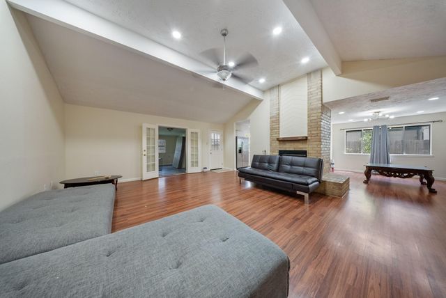 15738 Tammany Lane, Houston, TX 77082