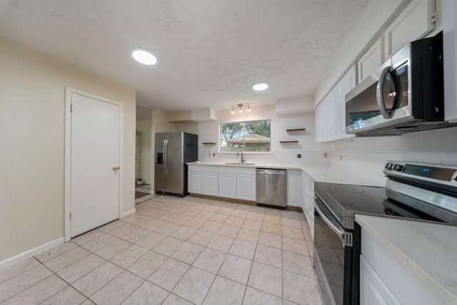 15738 Tammany Lane, Houston, TX 77082