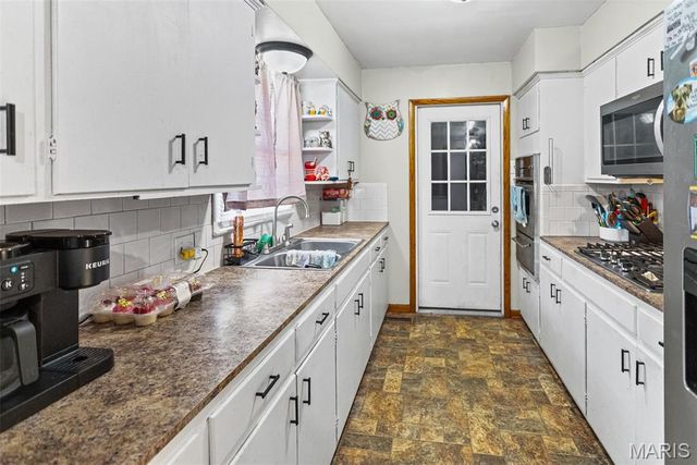 608 Harman Street, Pleasant Hill, IL 62366