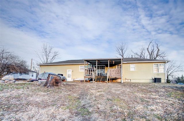 608 Harman Street, Pleasant Hill, IL 62366