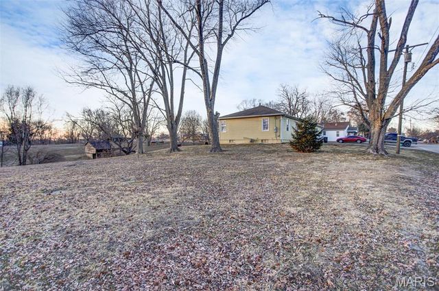 608 Harman Street, Pleasant Hill, IL 62366