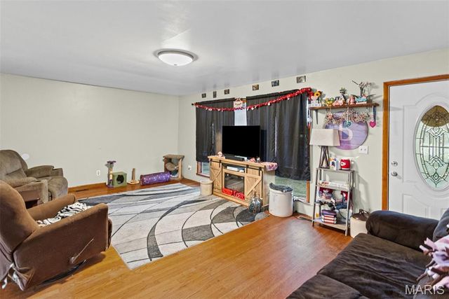 608 Harman Street, Pleasant Hill, IL 62366