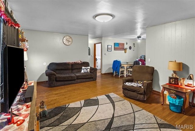 608 Harman Street, Pleasant Hill, IL 62366