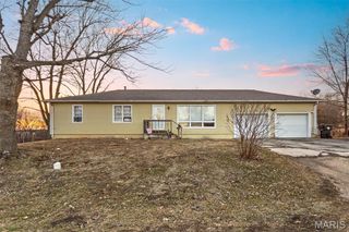 608 Harman Street, Pleasant Hill, IL 62366